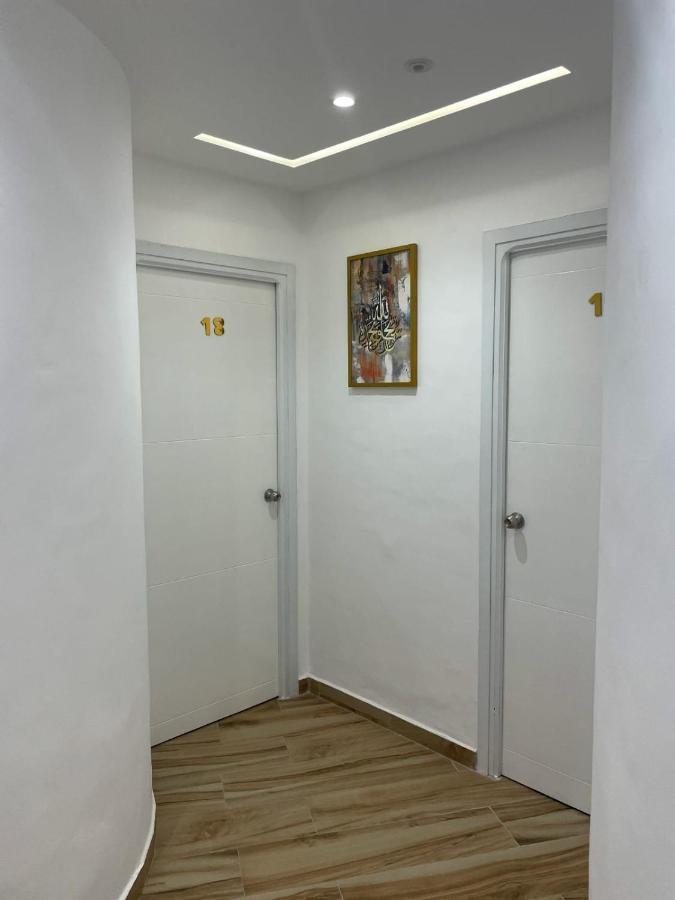 Hostal Mh Borj Martil Exteriör bild